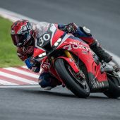 Von Bridgestone unterstütze Teams belegten die ersten 13 Plätze bei den Suzuka 8 Hours