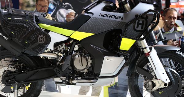 Husqvarna norden on sale 901 concept