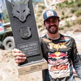 Es war bereits sein sechster Gesamtsieg – und obendrein wurde er mit dem Titel in der Extreme Enduro Rallye World Champion ausgezeichnet.