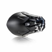 Helm aus Kohlefaser