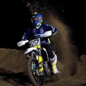 Spektakulärer Motocross-Sport, viele Zuschauer und Fans, zahlreiche Fahrer und ein motiviertes Veranstalterteam machten das Night Race 2018 zu einem einzigartigen  Motocross-Event. 