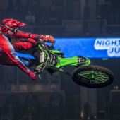 Spektakuläre Premiere - Die extremste FMX Sportserie der Welt stürmt nach Wuhan.
