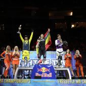 Ruler Frontflip versus Flair Superman - Melero siegt hauchdünn vor Rinaldo bei der NIGHT of the JUMPs Köln.