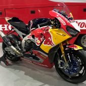Das WorldSBK-Material ist ab heute verfügbar.