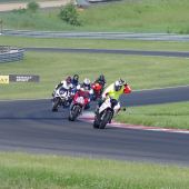 Passend zum Saisonstart bietet Schräglage am 28. 4. 2019 ein perfekt abgestimmtes Fahrtraining in Kleingruppen an - Spaß und Lernerfolge sind garantiert!