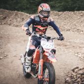 Dani Pedrosa hat Spaß am Blackläder Iron Road Prolog