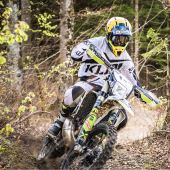 Lars Enöckl mit neuem Bike und neuem Team in die neue Enduro-Saison