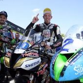 Wieder einmal war ein Dreizylinder von TRIUMPH auf der Isle of Man nicht zu schlagen: Auf einer TRIUMPH Daytona 675 holte sich Peter Hickman einen wahrhaft historisch zu nennenden Sieg beim zweiten Supersport-Rennen der Tourist Trophy 2019. 