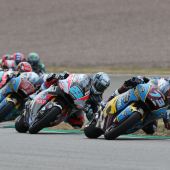 Moto2™-Motorräder mit TRIUMPH-Power sorgten letztes Wochenende für Gänsehaut bei den Fans – auf dem Sachsenring und in Goodwood.