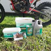 Vollständiges Wartungsset für Luftfilter. Unentbehrlich für Offroad-Piloten. Einfach, praktisch und wirksam.