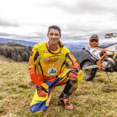 Berni Walzer gewinnt Enduro-Trophy Finale in St. Georgen mit einer Runde Vorsprung.