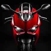 Ducati hat diese beste Karte herausgeholt, um als Weltpremiere die brandneue Panigale V2-Version vorzustellen. 