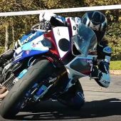 How low can you go? Alex Driftx macht´s vor.