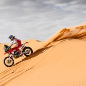 Hartes Pushen sichert Laia ihr bestes Etappenziel bei der Rallye Dakar 2020.