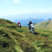 Hard Enduro Tours bietet Alles, was das Offroad-Herz begehrt. Und sogar noch mehr!