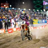 Nach einer kürzlichen Ankündigung freut sich das Red Bull KTM Factory Racing Team zu bestätigen, dass der amtierende 450SX-Champion Cooper Webb "READY TO RACE" für die letzten sieben Läufe der AMA Supercross-Meisterschaft 2020 im Rice-Eccles-Stadion in Salt Lake City, Utah, ist.