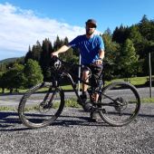 Nach den Oset Bikes für die Jugend gibt es nun auch E-MTBs zum Verleih - alles ohne Motor ist eben Zeitverschwendung!