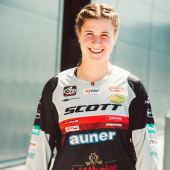 Elena Kapsamer - eine flotte junge Nachwuchsfahrerin 
