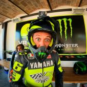 Valentino Rossi Corono positiv gestest