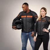 Neue Jacken, Handschuhe und Helme für die Motorradsaison