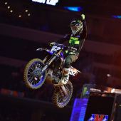 Justin Cooper von Monster Energy Star Yamaha Motor USA Racing hat mit einem fulminanten Lauf in Arlington die Punkteführung in der 250SX Meisterschaft zurückerobert. 