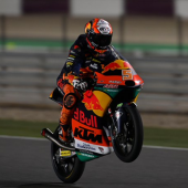 Mit einer tollen Leistung holt Masia für KTM die Pole Position und hat beste Chancen auf einen Sieg.