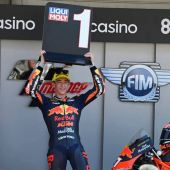 In seinen ersten 4 Moto3 Rennen holt Pedro Acosta für KTM gleich 4 Mal einen Podestplatz und das ist in der Geschichte wirklich einzigartig!
