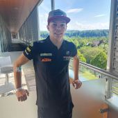 Maximilian Kofler durfte schon sein Krankenbett verlassen und kann sich nun der Rückkehr in den Grand Prix Zirkus widmen