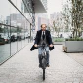 50% aller Autofahrten sind kürzer als 7 km, mehr als 80 % sogar weniger als 20 km – die ideale Distanz für das exklusive QWIC Strombike, um dem E-Bike gerecht zu werden.          