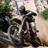 Red Bull Romaniacs 2021: Dritter Triumph für Manuel Lettenbichler & weitere Best-of-Action-Videos!