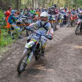 Bei besten Bedingungen - angenehme Temperaturen, griffiger Untergrund, kaum Staubentwicklung - war es einfach ein würdiger Abschluss der heurigen „Family Enduro“ Saison!