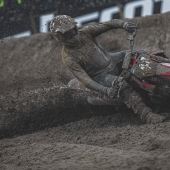 Es war ein nasser, wilder und überwiegend positiver Tag für GASGAS Factory Racing beim FIM Motocross of Nations, an dem Isak Gifting den dritten Gesamtrang in der MX2-Klasse belegte!