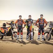 Matthias, Toby und Kevin werden auf der neuesten Version der KTM 450 RALLY an den Start gehen.