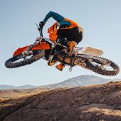Die KTM SX-Reihe des Modelljahres 2023 wird den Markt neu beleben und alle Erwartungen der Fahrer übertreffen. 