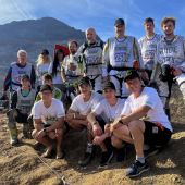 Endurosport verbindet - so ist es eine Ehrensache, dass das Team Family Enduro rund um Peter Bachler das Red Bull Erzbergrodeo tatkräftig unterstützt.