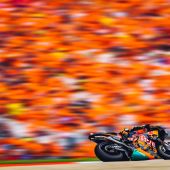 Der CryptoDATA Motorrad Grand Prix von Österreich brachte KTM auf heimischen Boden und auf die riesige Anlage des Red Bull Rings in Spielberg, wo Brad Binder von Red Bull KTM Factory Racing bei der jüngsten Ausgabe der MotoGP 2022 den siebten Platz erreichen konnte.