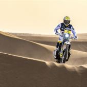 Luciano Benavides von Husqvarna Factory Racing hat die dritte Etappe der Rallye du Maroc 2022 gewonnen - die dritte Runde der FIM World Rally-Raid Championship. 