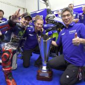 Lorenzo behauptet die letzte MotoGP Weltmeisterschaft auf Bridgestone Reifen für sich