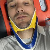Sam Sunderland bedankt sich bei Walkner für dessen Hilfe - denn die ist wichtiger als die Zeit!