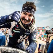 Skyler Howes von Husqvarna Factory Racing kämpfte sich durch 14 Etappen intensiver Rennen und beendete die Rallye Dakar 2023 auf einem hervorragenden dritten Platz. 