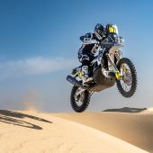 Husqvarna Factory Racing hat einen starken Start in die Abu Dhabi Desert Challenge 2023 hingelegt.