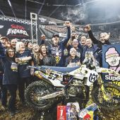 Billy Bolt von Husqvarna Factory Racing hat bei der fünften und letzten Runde der FIM SuperEnduro Weltmeisterschaft alles gegeben und sich den Titel 2023 gesichert.Billy Bolt von Husqvarna Factory Racing hat bei der fünften und letzten Runde der FIM SuperEnduro Weltmeisterschaft alles gegeben und sich den Titel 2023 gesichert.