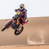 Toby Price von Red Bull KTM Factory Racing lieferte am fünften und letzten Tag der 2023 Abu Dhabi Desert Challenge eine herausragende Leistung ab und sicherte sich mit dem Etappensieg den dritten Platz in der Gesamtwertung.