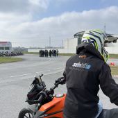 Safebike von der Stadt Wien MA46, konnte an drei Tagen wieder zu allen erdenklichen Wetterbedingungen, das perfekte Motorrad-Fahrtechniktraining anbieten, um noch mehr Sicherheit für Motorradfahrer und Fahrerinnen zu gewährleisten.