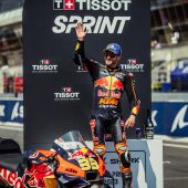 Brad Binder fuhr in Le Mans von Startplatz 10 auf Platz 2 und holte damit sein drittes Sprint-Podium in fünf Rennen in dieser Saison.