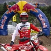 Der Jugend-Enduro Staatsmeister 2022 Valentino Hutter startet heute bei dem Red Bull Erzbergrodeo aus der ersten Startreihe.