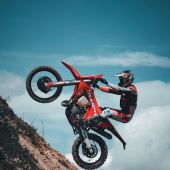 Aktuell liegt Michael Walkner gleichauf mit Graham Jarvis an der 5. Stelle in der Hard Enduro WM - kommende Woche geht es bei der fünftägigen Red Bull Romaniacs um weitere WM-Punkte.