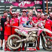 Bei der fünften Runde der FIM EnduroGP-Weltmeisterschaft in der Slowakei zeigte sich Andrea Verona von GASGAS Factory Racing in Topform. 