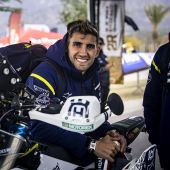 Luciano Benavides von Husqvarna Factory Racing hat die zweitschnellste Zeit auf der ersten Etappe der Desafio Ruta 40 2023 erzielt.