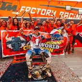 Josep Garcia von Red Bull KTM Factory Racing hat sich die FIM Enduro1-Weltmeisterschaft 2023 gesichert.